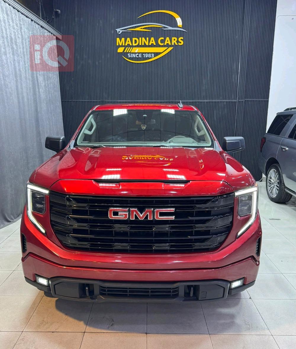 GMC Sierra